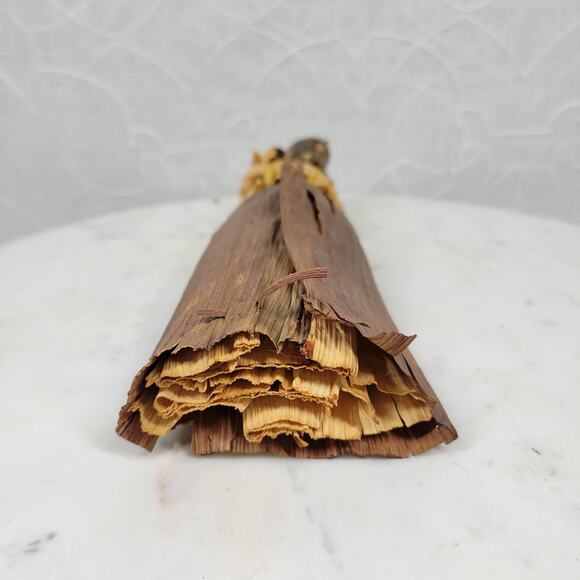 Vintage Corn Husk Doll 9" Tan Brown Handmade Woman Baby Face Hair Folk Art Fall - Picture 8 of 12